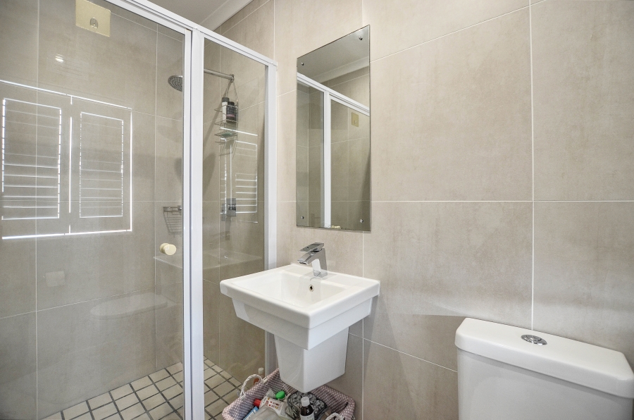 3 Bedroom Property for Sale in Sunningdale Western Cape